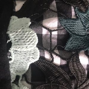 Meet your Posher, Claudia